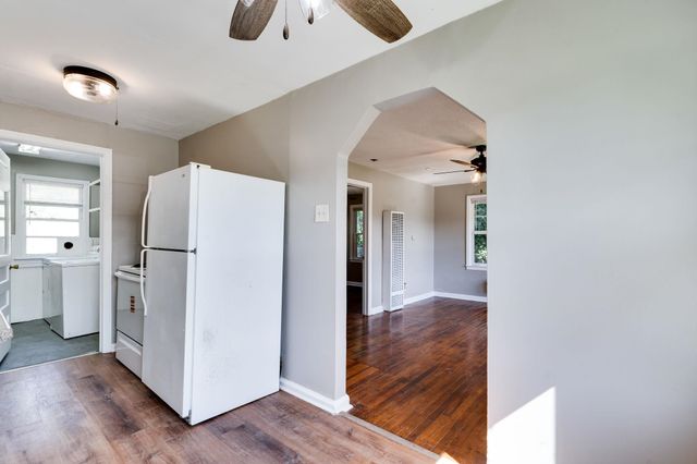 1309 N Lorraine Ave, Wichita, KS 67214