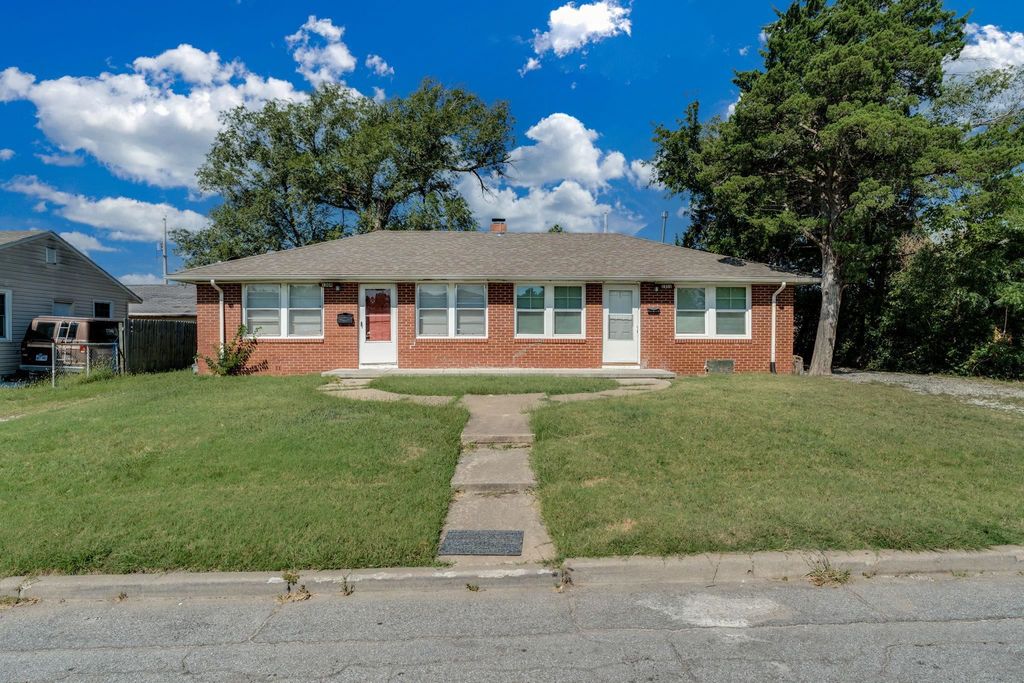 1309 N Lorraine Ave, Wichita, KS 67214