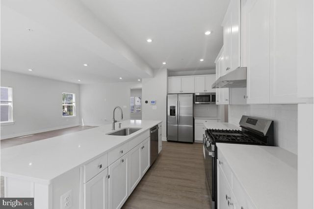 15550 TWIN RIVER CIR, Bowie, MD 20716