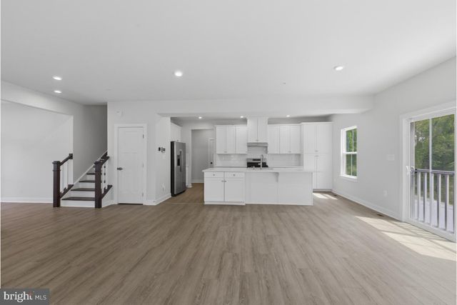 15550 TWIN RIVER CIR, Bowie, MD 20716