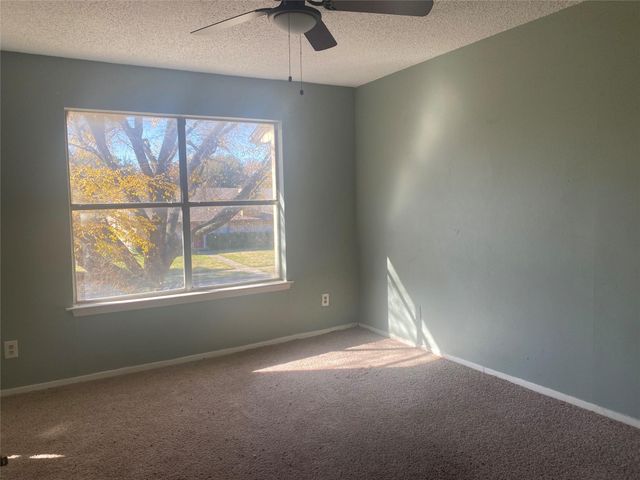 501 Towne House Lane, Richardson, TX 75081