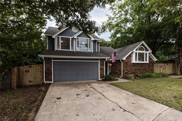 561 Dove Creek Circle, Grapevine, TX 76051