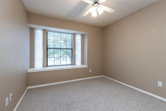 561 Dove Creek Circle, Grapevine, TX 76051