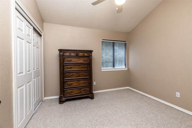 561 Dove Creek Circle, Grapevine, TX 76051