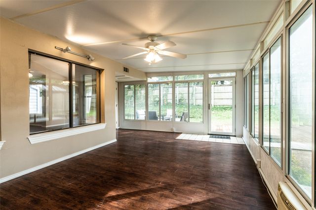 561 Dove Creek Circle, Grapevine, TX 76051