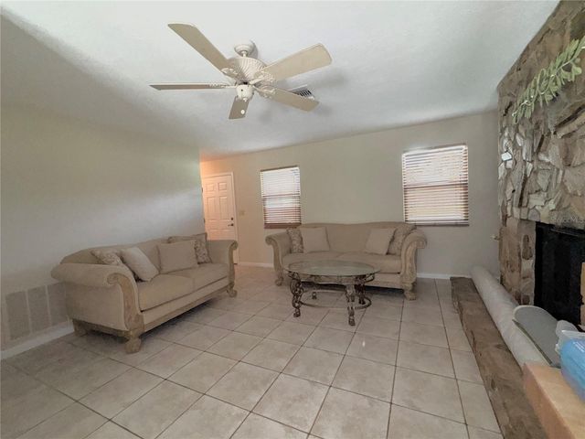 3000 E BRYANT STREET, Inverness, FL 34453