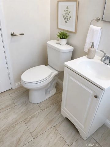 10036 Wiley Burke, Downey, CA 90240