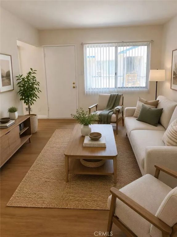 10036 Wiley Burke, Downey, CA 90240