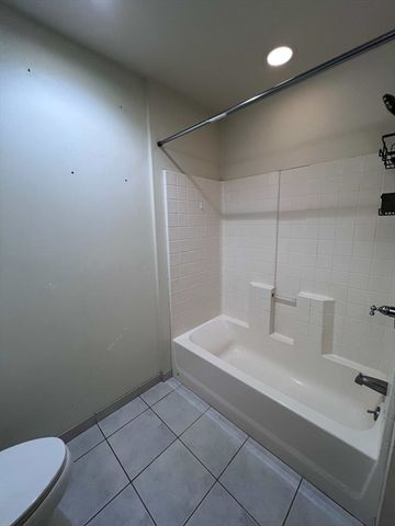 700 Harrison Ave 213, Boston, MA 02118
