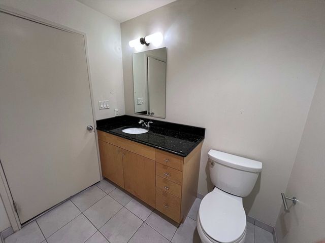 700 Harrison Ave 213, Boston, MA 02118