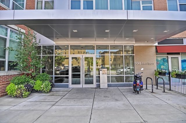 700 Harrison Ave 213, Boston, MA 02118