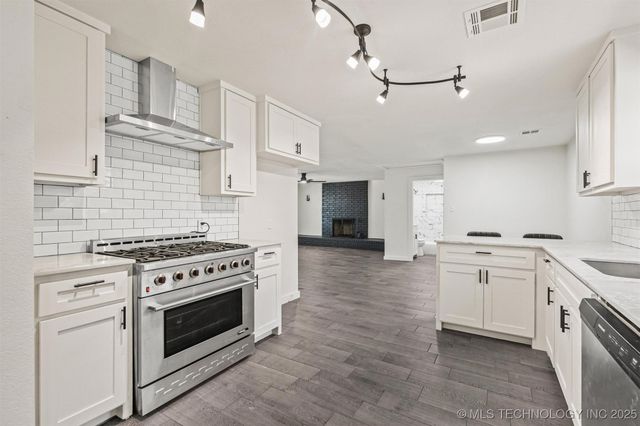 1501 W Beech Street, Durant, OK 74701