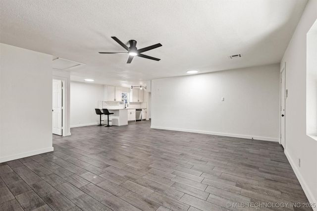 1501 W Beech Street, Durant, OK 74701