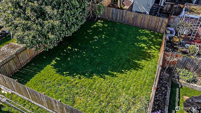 909 S Ainsworth Avenue, Tacoma, WA 98405