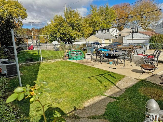 642 S 66th STREET, Milwaukee, WI 53214