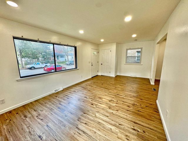 642 S 66th STREET, Milwaukee, WI 53214