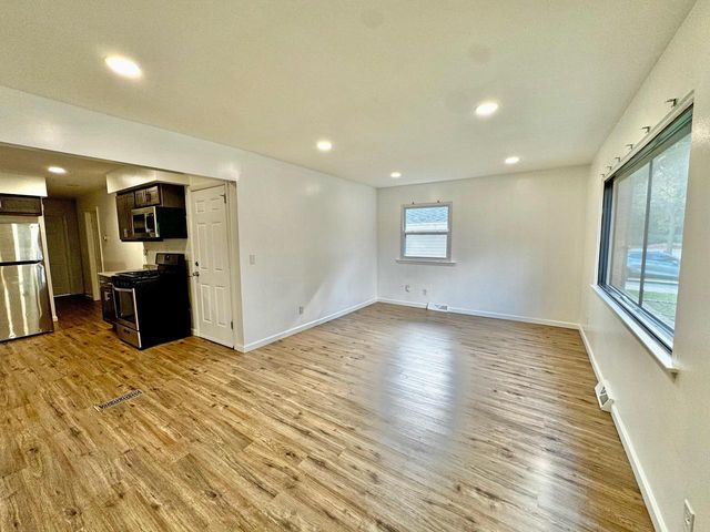 642 S 66th STREET, Milwaukee, WI 53214