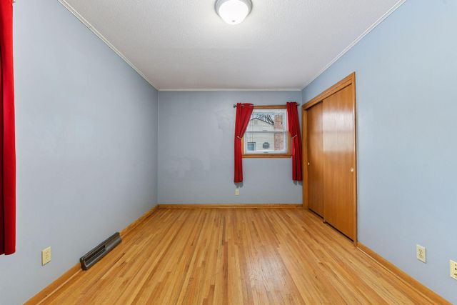 1321 Prairie Street, Chaska, MN 55318