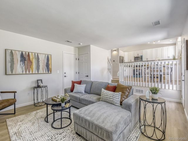 9585 Castle Ridge Circle, Highlands Ranch, CO 80129