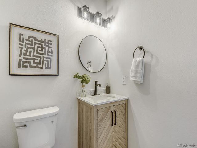 9585 Castle Ridge Circle, Highlands Ranch, CO 80129