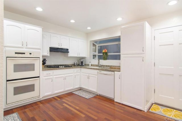 942 D Avenue A, Coronado, CA 92118