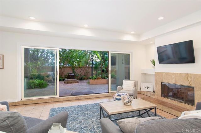 942 D Avenue A, Coronado, CA 92118