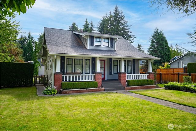 527 17th Street SE, Puyallup, WA 98372