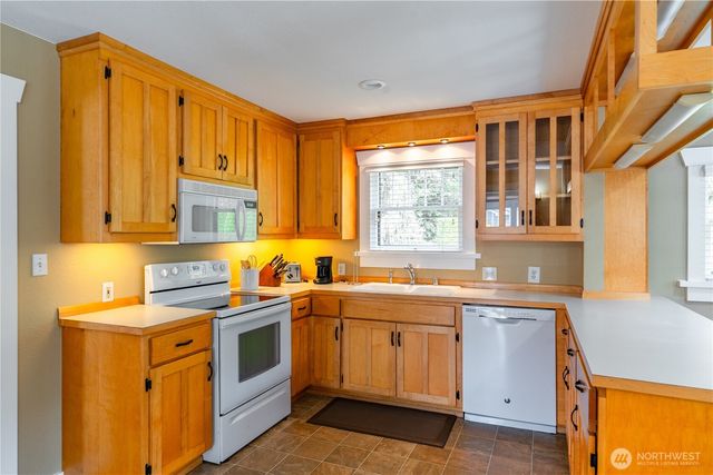 527 17th Street SE, Puyallup, WA 98372