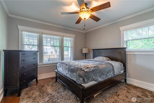 527 17th Street SE, Puyallup, WA 98372