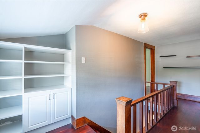 527 17th Street SE, Puyallup, WA 98372