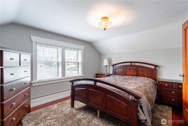 527 17th Street SE, Puyallup, WA 98372
