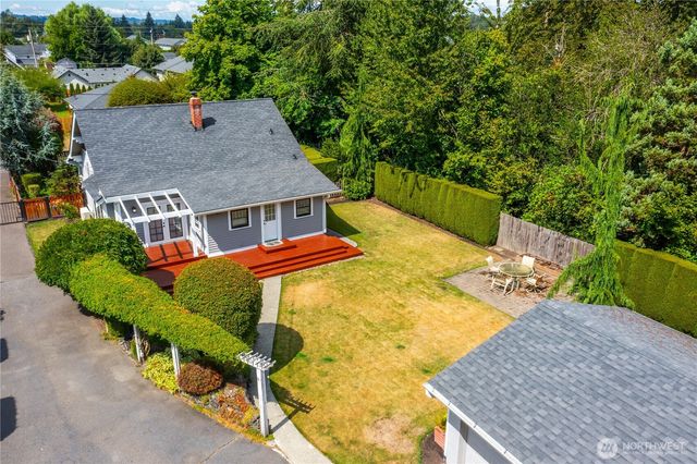 527 17th Street SE, Puyallup, WA 98372