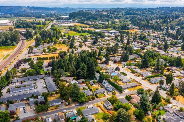 527 17th Street SE, Puyallup, WA 98372