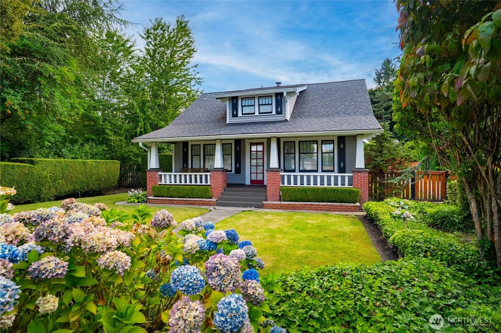 527 17th Street SE, Puyallup, WA 98372