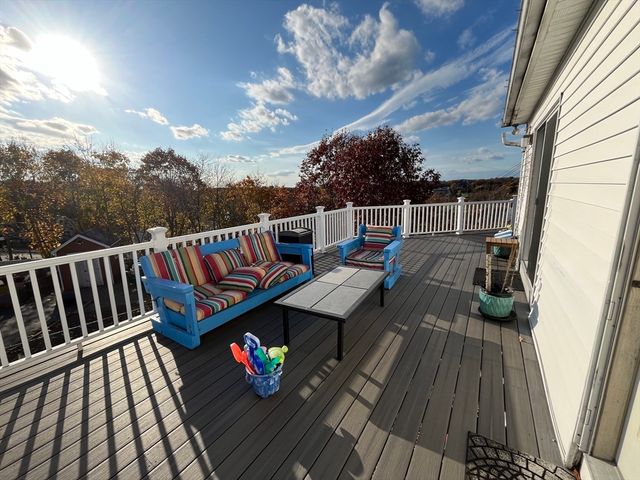 4 Reseroir Road A, Gloucester, MA 01930