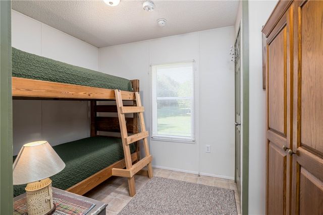 476 Hewitt Run Road, Wind Ridge, PA 15380