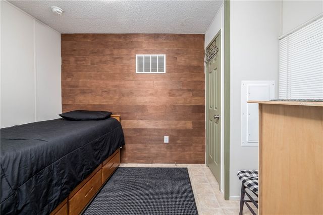 476 Hewitt Run Road, Wind Ridge, PA 15380