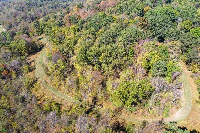 476 Hewitt Run Road, Wind Ridge, PA 15380