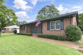 606 Hawthorne Lane W, Wilson, NC 27893