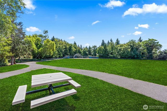 177 SW 185th Lane, Normandy Park, WA 98166