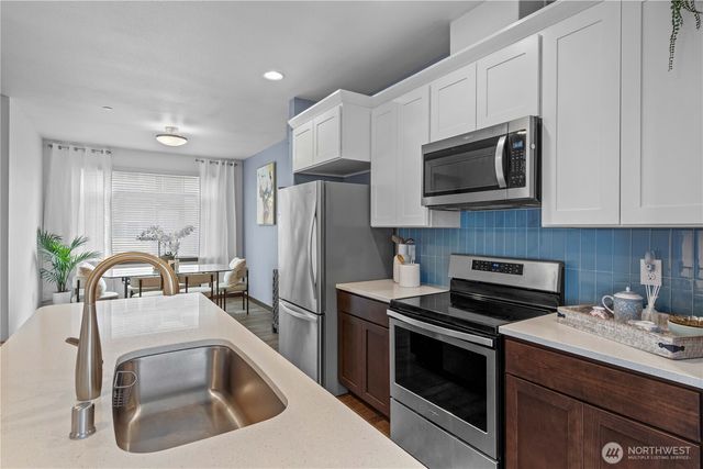 177 SW 185th Lane, Normandy Park, WA 98166