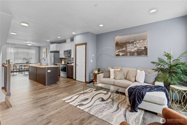 177 SW 185th Lane, Normandy Park, WA 98166