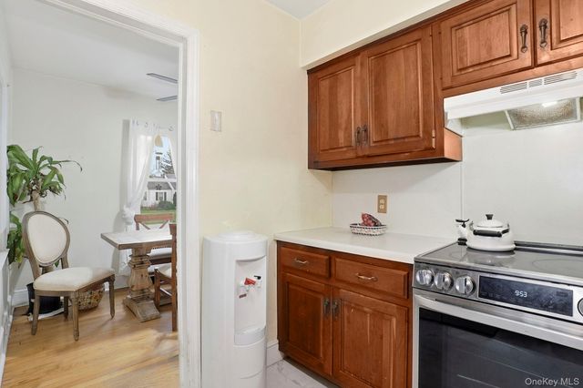 46 Mitchell Avenue, Poughkeepsie, NY 12603