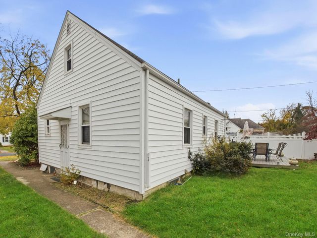 46 Mitchell Avenue, Poughkeepsie, NY 12603