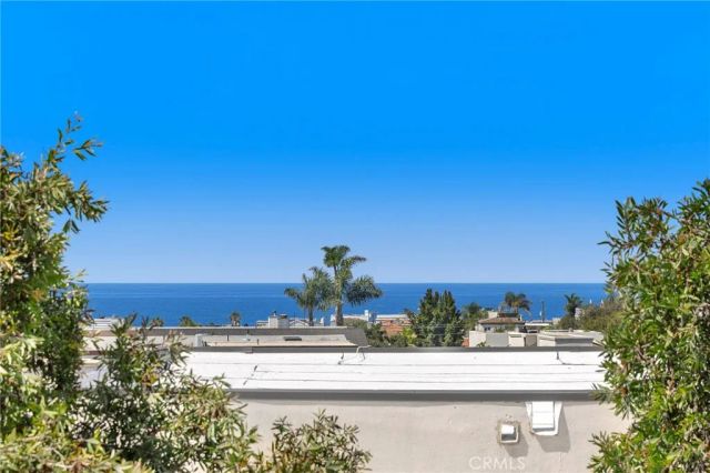 647 2nd Street, Hermosa Beach, CA 90254