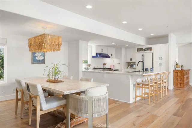 647 2nd Street, Hermosa Beach, CA 90254