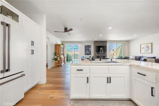 647 2nd Street, Hermosa Beach, CA 90254