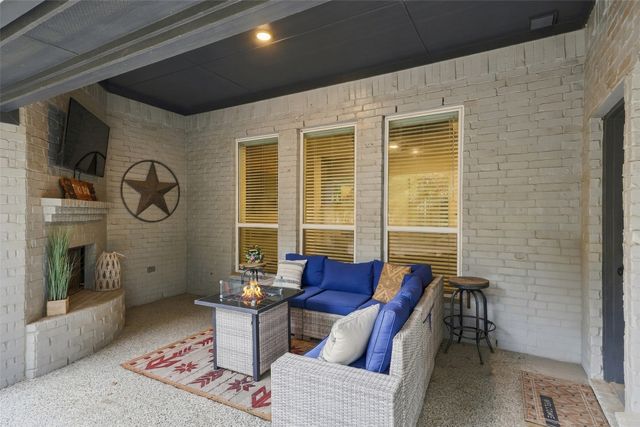 350 Timbers Circle, Poolville, TX 76487