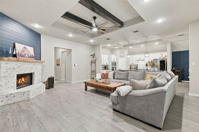 350 Timbers Circle, Poolville, TX 76487