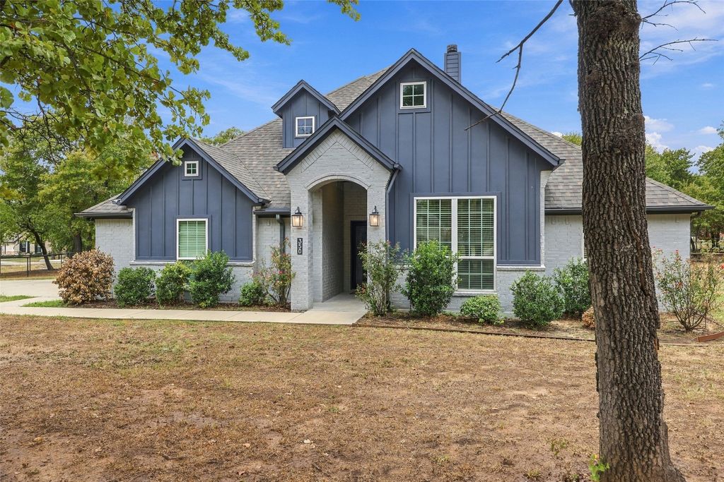 350 Timbers Circle, Poolville, TX 76487